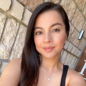 Meet your Posher, Samantha